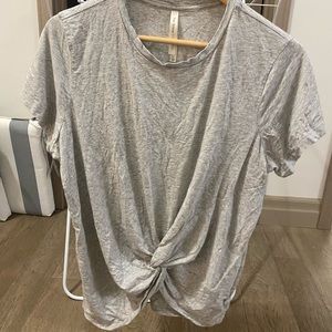 Aritzia - Babaton - Knot Tee - Gray - Large